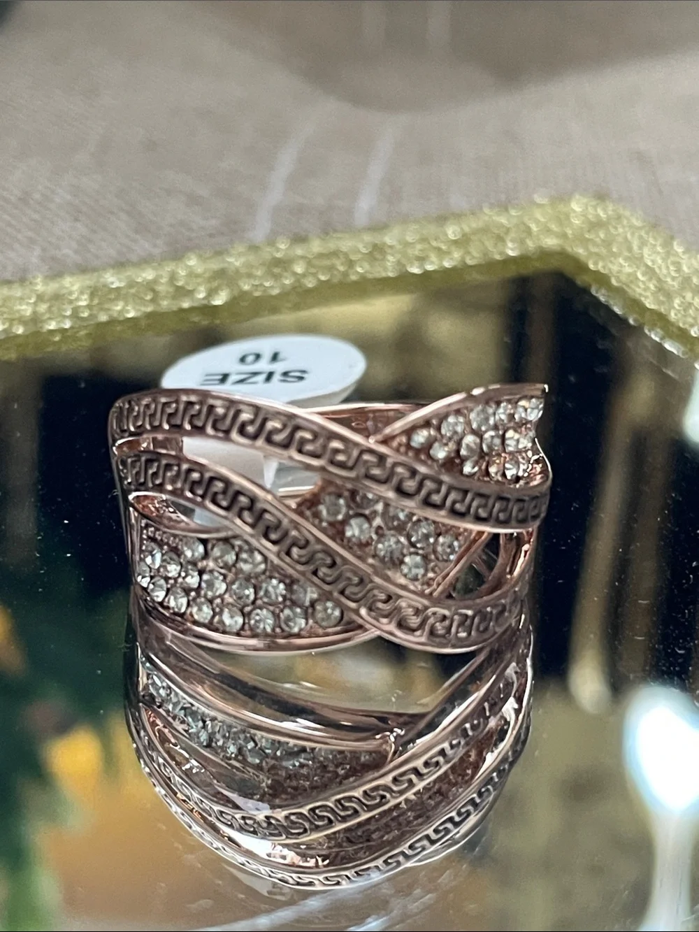 ✨Rose Gold Pavé Crossover Ring with Greek Key Accents✨Size 10 NEW